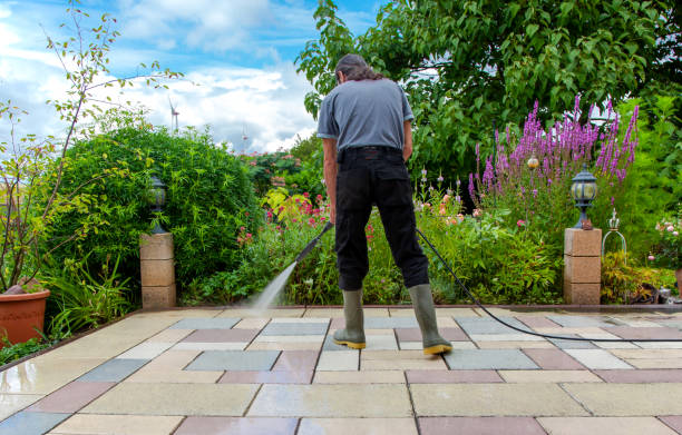 Professional Pressure Washing Services in Eveleth, MN