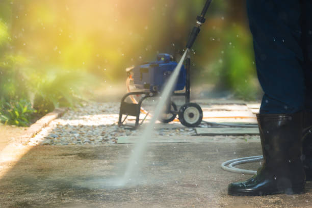 Best Building Exterior Pressure Washing in Eveleth, MN
